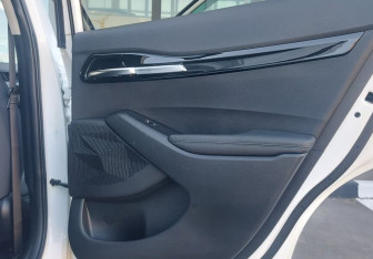 Подержанный автомобиль Kia Seltos 2021 года (28 фото)