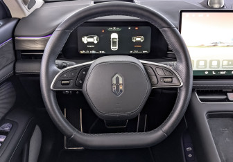 Подержанный автомобиль AITO M5 2023 года (22 фото)