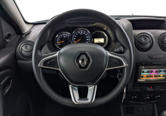 Подержанный автомобиль Renault Duster 2020 года (22 фото)