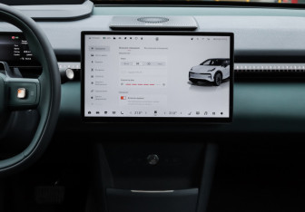 Подержанный автомобиль Zeekr X 2023 года (11 фото)