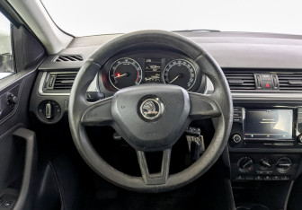Подержанный автомобиль Skoda Rapid Liftback 2019 года (21 фото)