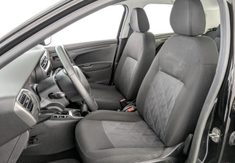 Подержанный автомобиль Citroen C-Elysee 2014 года (20 фото)