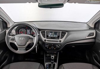 Подержанный автомобиль Hyundai Solaris Sedan 2020 года (14 фото)