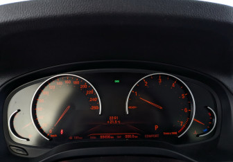 Подержанный автомобиль BMW X3 2020 года (19 фото)