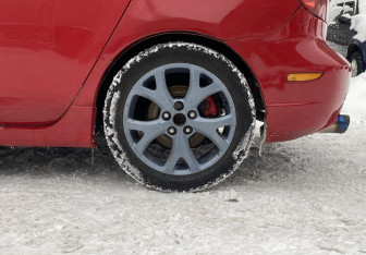 Подержанный автомобиль Mazda 3 Hatchback 2006 года (16 фото)