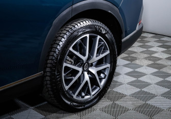 Подержанный автомобиль GAC GS8 2023 года (15 фото)