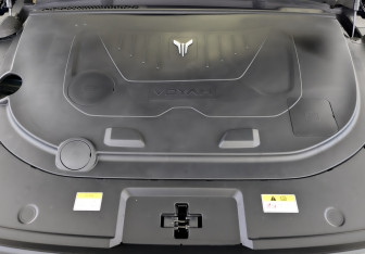 Подержанный автомобиль Voyah Free 2023 года (9 фото)