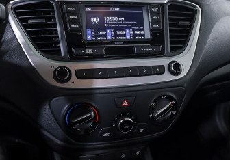 Подержанный автомобиль Hyundai Solaris Sedan 2018 года (13 фото)