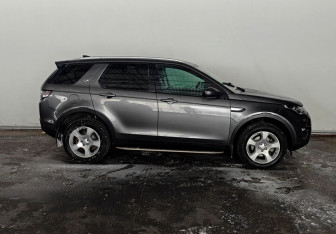 Подержанный автомобиль Land Rover Discovery Sport 2016 года (8 фото)