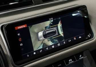 Подержанный автомобиль Land Rover Range Rover Velar 2019 года (18 фото)