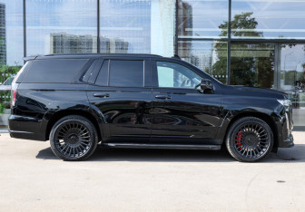 Подержанный автомобиль Cadillac Escalade Suv 2022 года (4 фото)