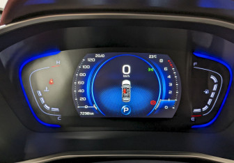 Подержанный автомобиль Geely Coolray 2023 года (26 фото)