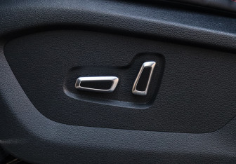 Подержанный автомобиль JAC T9 2024 года (17 фото)