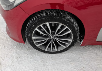 Подержанный автомобиль Kia Stinger 2019 года (18 фото)