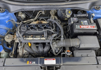 Подержанный автомобиль Kia Rio Hatchback 2019 года (9 фото)