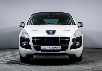 Подержанный автомобиль Peugeot 3008 2011 года (2 фото)