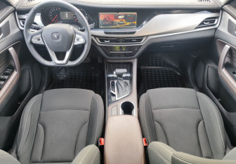 Подержанный автомобиль Changan CS35PLUS 2019 года (10 фото)