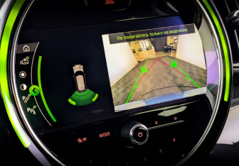 Подержанный автомобиль MINI Countryman 2021 года (27 фото)