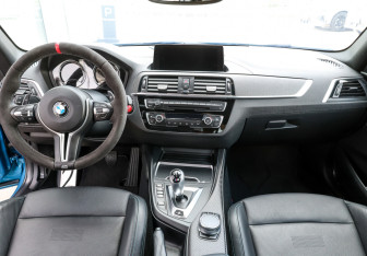 Подержанный автомобиль BMW M2 2021 года (14 фото)
