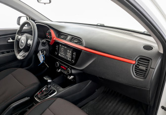 Подержанный автомобиль Kia Rio Sedan 2020 года (11 фото)