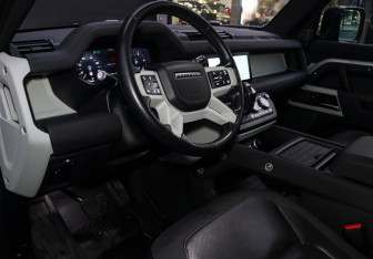 Подержанный автомобиль Land Rover Defender Suv 2020 года (15 фото)