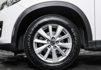 Подержанный автомобиль Mazda CX-5 2012 года (25 фото)