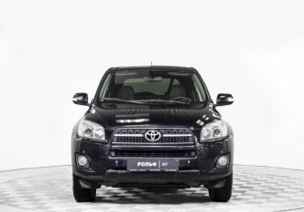 Подержанный автомобиль Toyota RAV4 2009 года (2 фото)