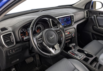 Подержанный автомобиль Kia Sportage 2021 года (15 фото)