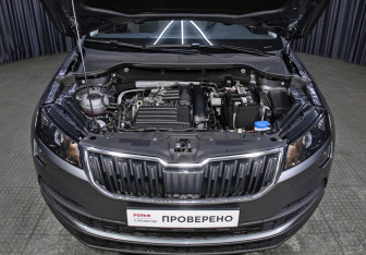 Подержанный автомобиль Skoda Karoq 2020 года (9 фото)