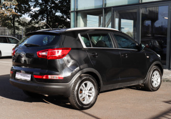 Подержанный автомобиль Kia Sportage 2012 года (4 фото)