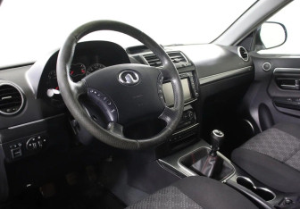 Подержанный автомобиль Great Wall Hover H3 2014 года (7 фото)