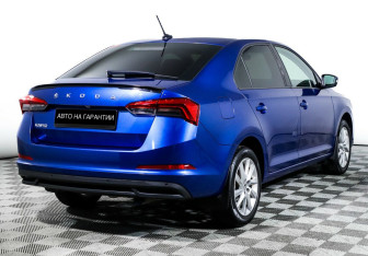 Подержанный автомобиль Skoda Rapid Liftback 2021 года (4 фото)