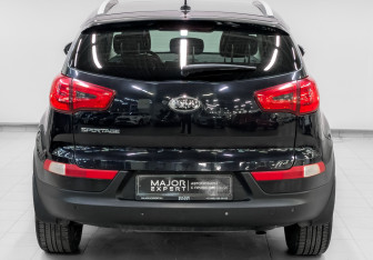 Подержанный автомобиль Kia Sportage 2011 года (6 фото)