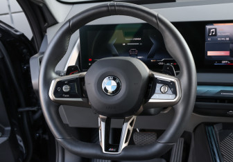 Подержанный автомобиль BMW X3 2025 года (20 фото)