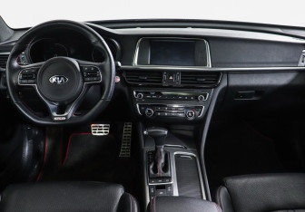Подержанный автомобиль Kia Optima Sedan 2016 года (6 фото)