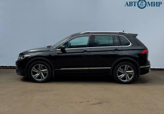 Подержанный автомобиль Volkswagen Tiguan 2021 года (5 фото)