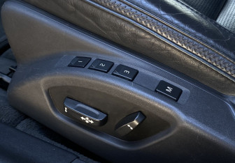 Подержанный автомобиль Volvo XC70 2012 года (15 фото)