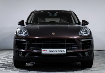 Подержанный автомобиль Porsche Macan 2014 года (2 фото)