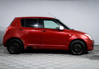 Подержанный автомобиль Suzuki Swift Hatchback 2008 года (4 фото)