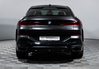 Подержанный автомобиль BMW X6 2021 года (6 фото)