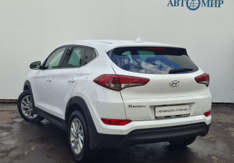 Подержанный автомобиль Hyundai Tucson 2017 года (7 фото)