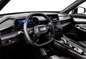 Подержанный автомобиль Geely Cityray 2024 года (16 фото)