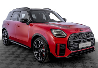 Подержанный автомобиль MINI Countryman 2024 года (3 фото)
