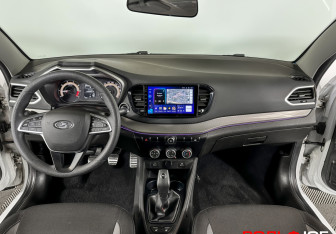 Подержанный автомобиль LADA (ВАЗ) Vesta Sedan 2023 года (12 фото)