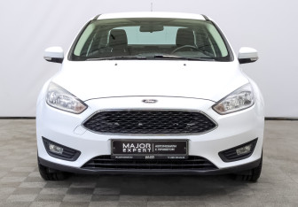 Подержанный автомобиль Ford Focus Sedan 2018 года (2 фото)
