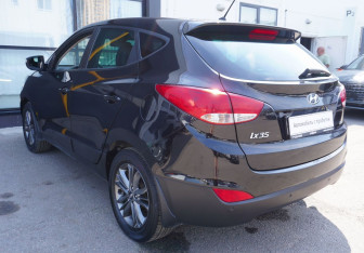 Подержанный автомобиль Hyundai ix35 2015 года (7 фото)