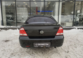 Подержанный автомобиль Nissan Almera Classic 2008 года (7 фото)