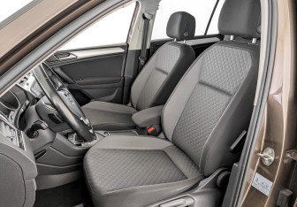 Подержанный автомобиль Volkswagen Tiguan 2017 года (20 фото)