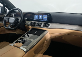 Подержанный автомобиль Jaecoo J8 2024 года (9 фото)