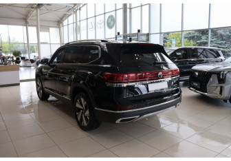 Новый Volkswagen Teramont 2026 (4 фото)